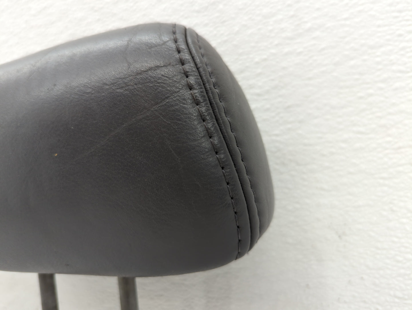 2003 Honda Pilot Headrest Head Rest Front Driver Passenger Seat Fits OEM Used Auto Parts - Oemusedautoparts1.com