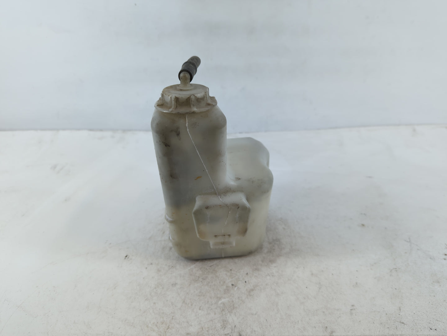 2003-2005 Honda Pilot Windshield Washer Fluid Reservoir Bottle Oem - Oemusedautoparts1.com