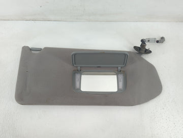 2003-2004 Honda Pilot Sun Visor Shade Replacement Passenger Right Mirror Fits Fits 2003 2004 OEM Used Auto Parts - Oemusedau