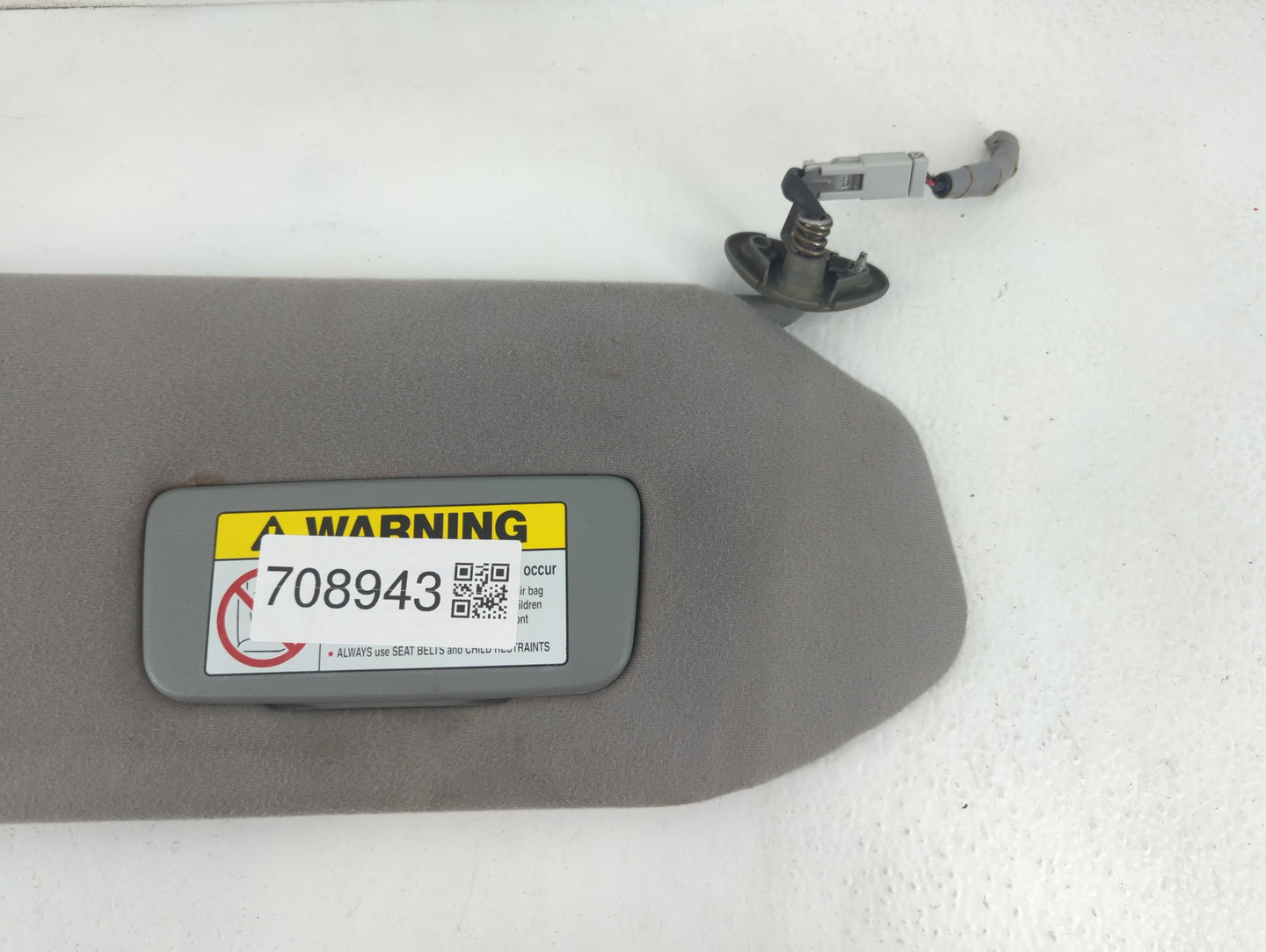 2003-2004 Honda Pilot Sun Visor Shade Replacement Passenger Right Mirror Fits Fits 2003 2004 OEM Used Auto Parts - Oemusedau