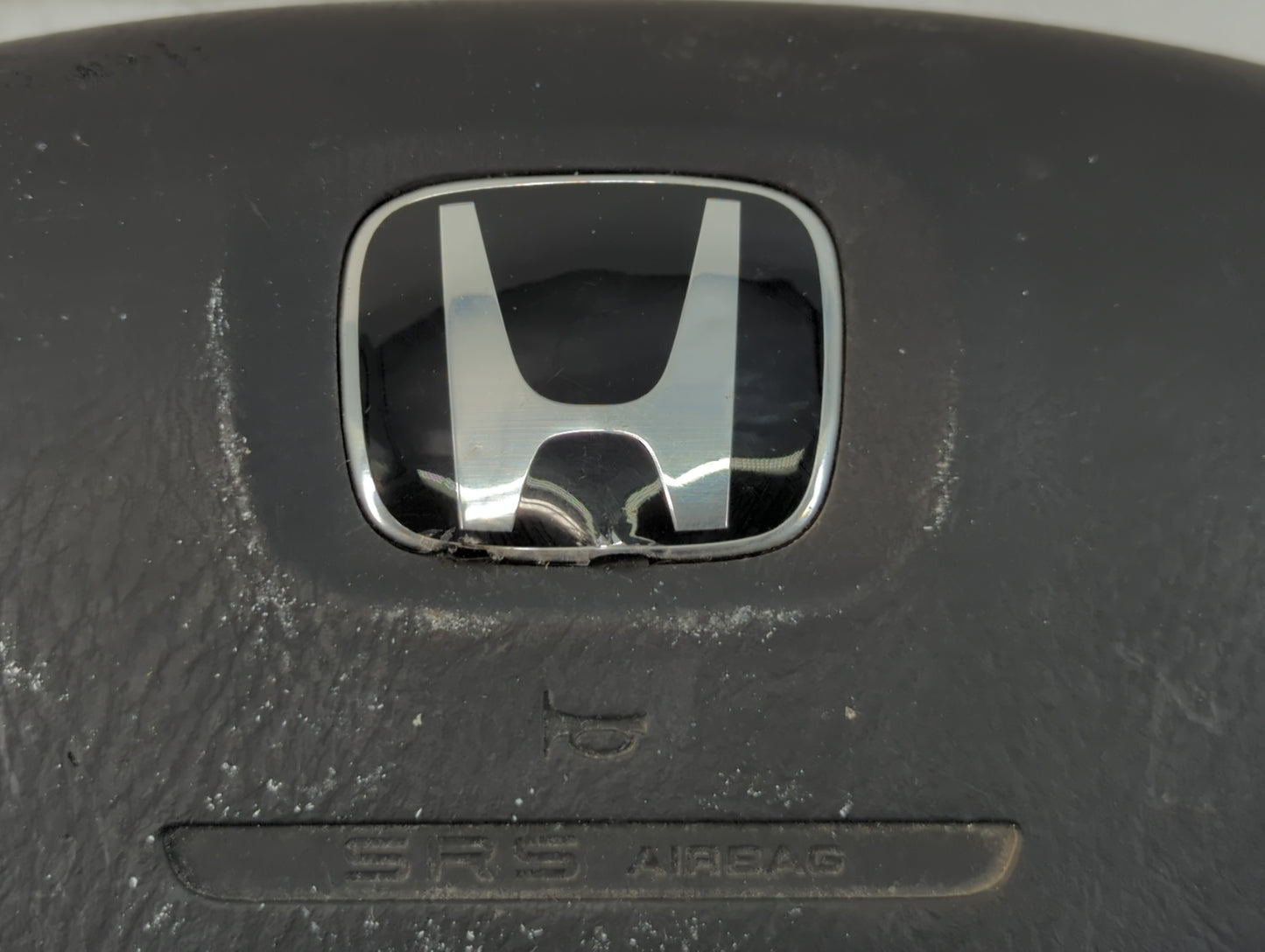 2003-2008 Honda Pilot Air Bag Driver Left Steering Wheel Mounted Fits Fits 2003 2004 2005 2006 2007 2008 OEM Used Auto Parts