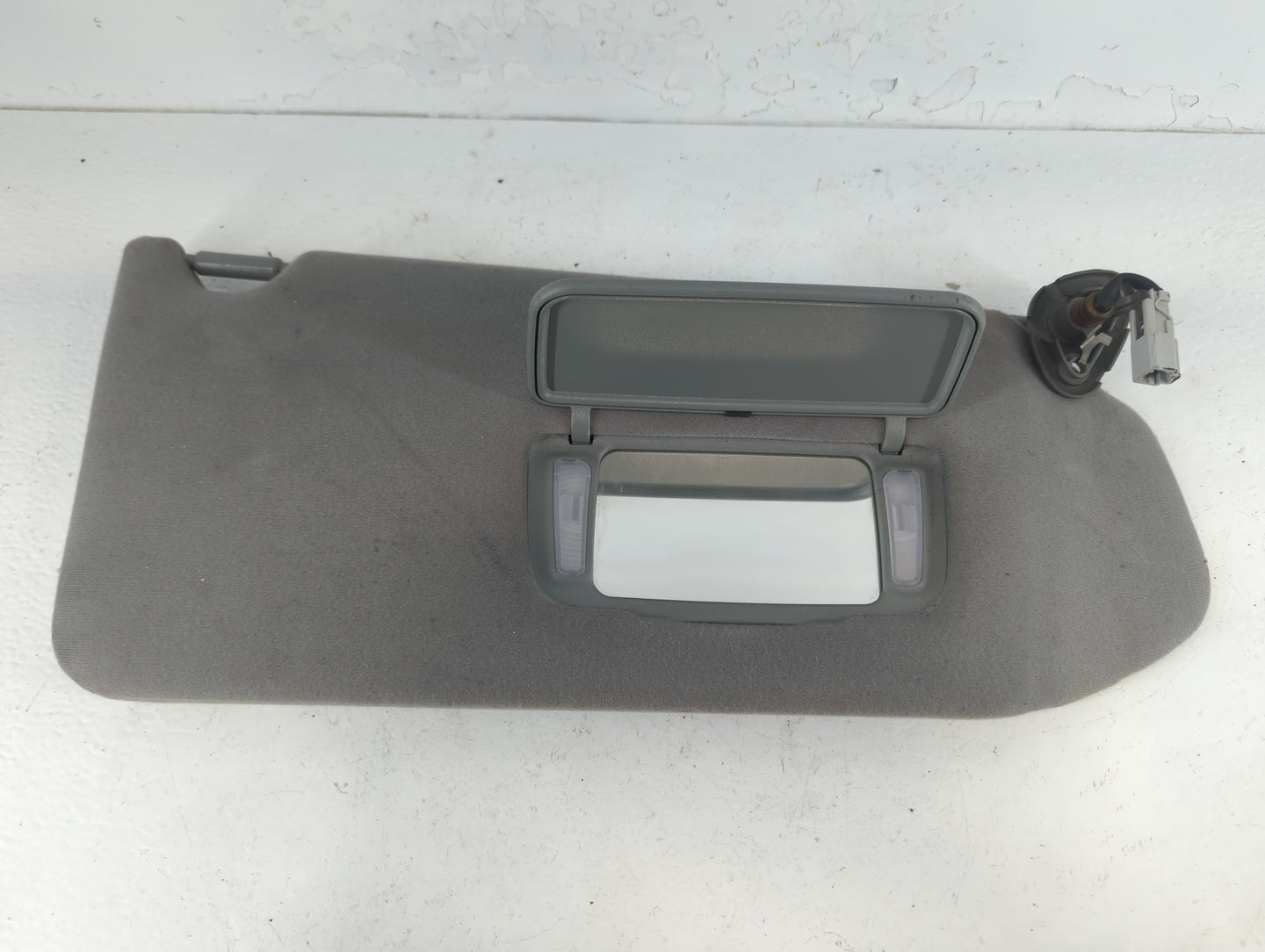 2003-2004 Honda Pilot Sun Visor Shade Replacement Passenger Right Mirror Fits Fits 2003 2004 OEM Used Auto Parts - Oemusedau