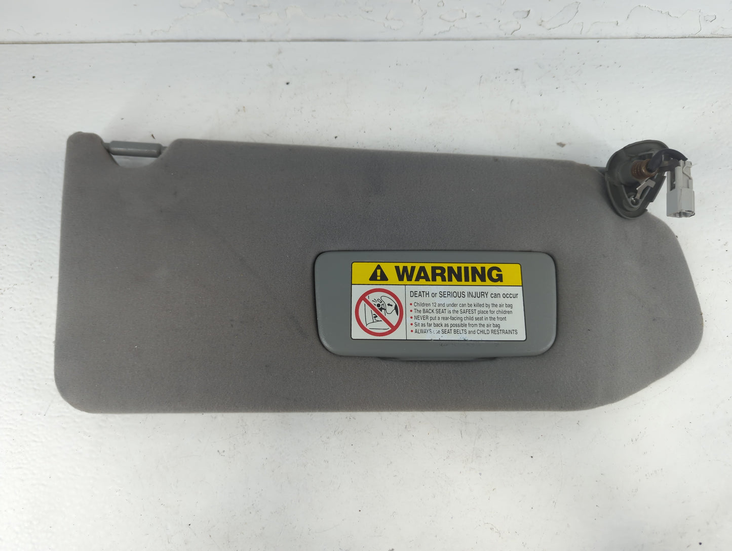 2003-2004 Honda Pilot Sun Visor Shade Replacement Passenger Right Mirror Fits Fits 2003 2004 OEM Used Auto Parts - Oemusedau