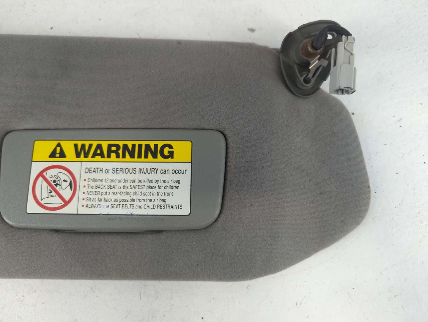 2003-2004 Honda Pilot Sun Visor Shade Replacement Passenger Right Mirror Fits Fits 2003 2004 OEM Used Auto Parts - Oemusedau