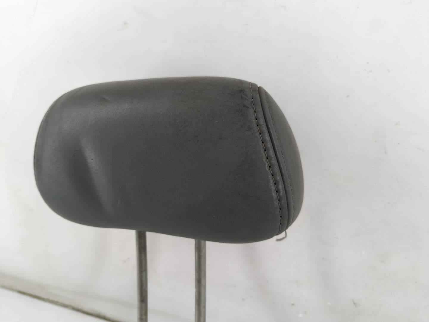 2003 Honda Pilot Headrest Head Rest Rear Seat Fits OEM Used Auto Parts - Oemusedautoparts1.com