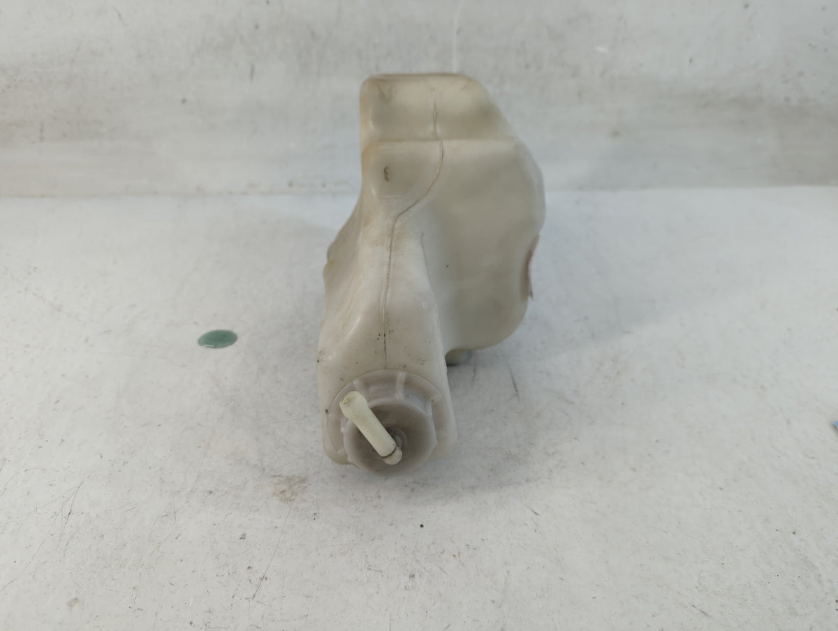 2003-2005 Honda Pilot Radiator Coolant Overflow Expansion Tank Bottle 844010 - Oemusedautoparts1.com