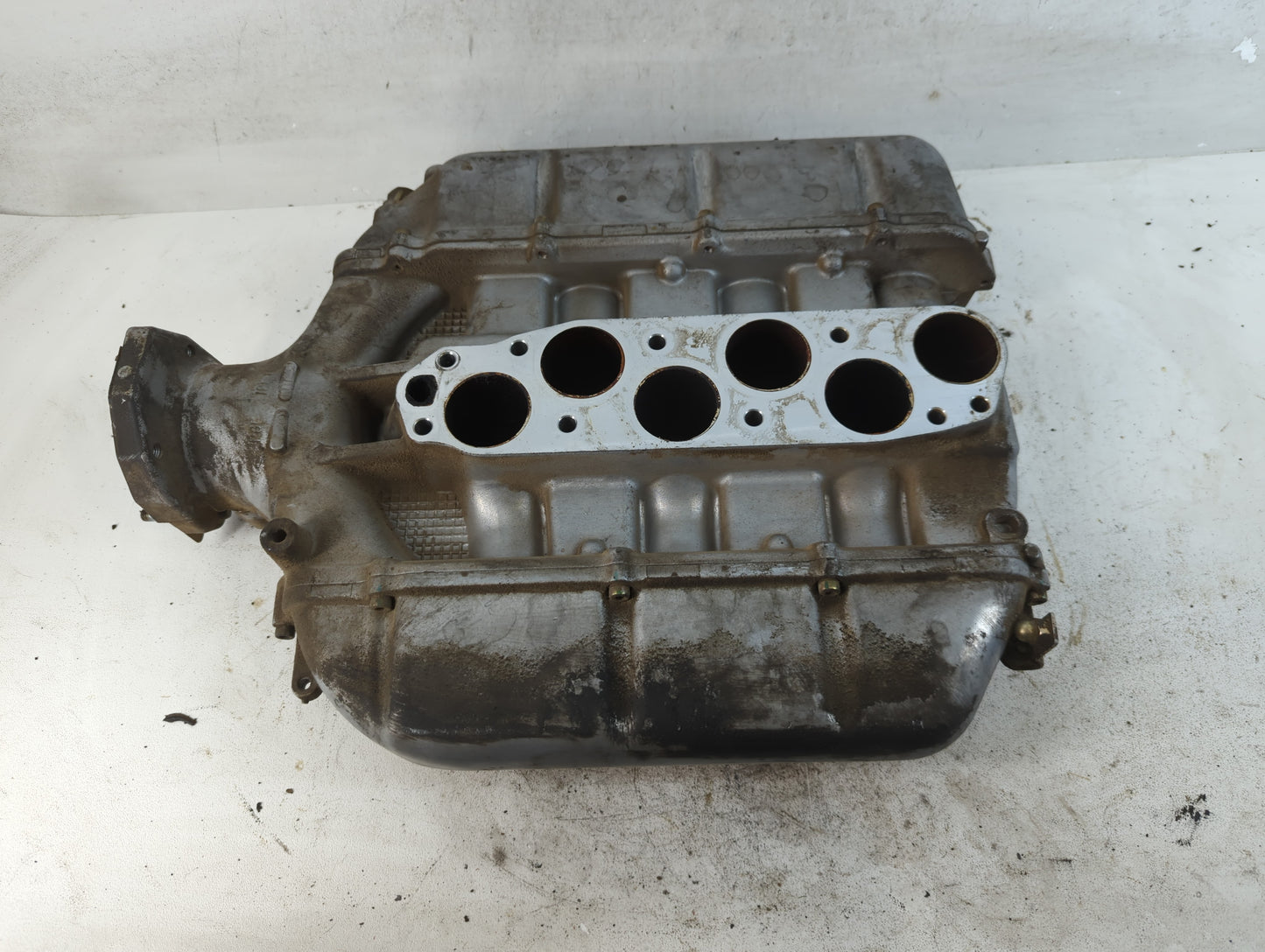 2003 Honda Pilot Driver Left Cylinder Head Valve Cover Fits OEM Used Auto Parts - Oemusedautoparts1.com