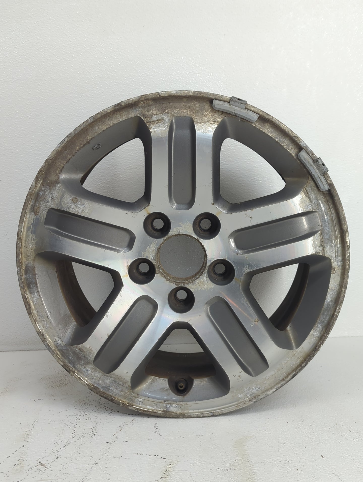 2003-2004 Honda Pilot Oem Wheel Rim - Oemusedautoparts1.com