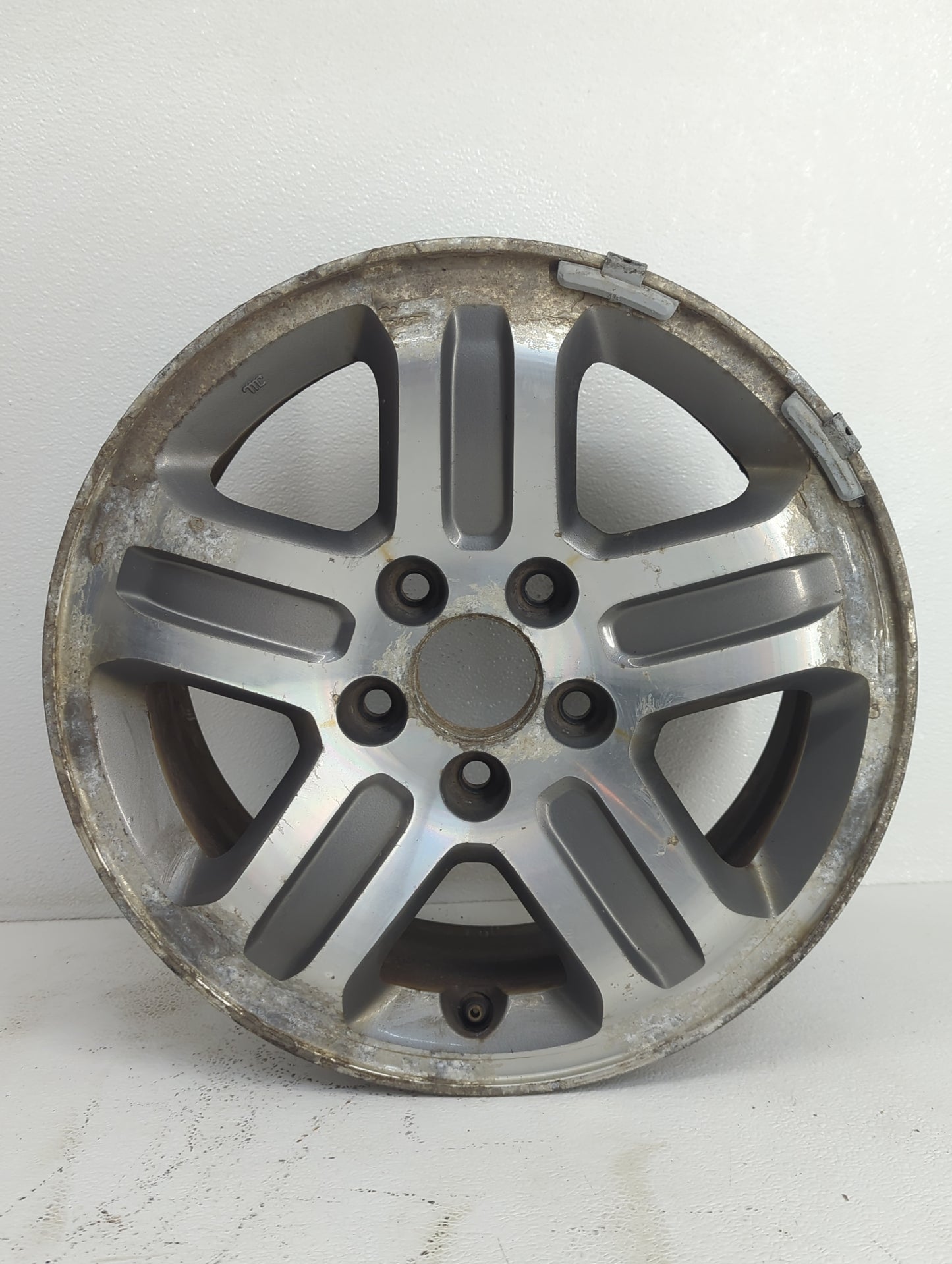 2003-2004 Honda Pilot Oem Wheel Rim - Oemusedautoparts1.com