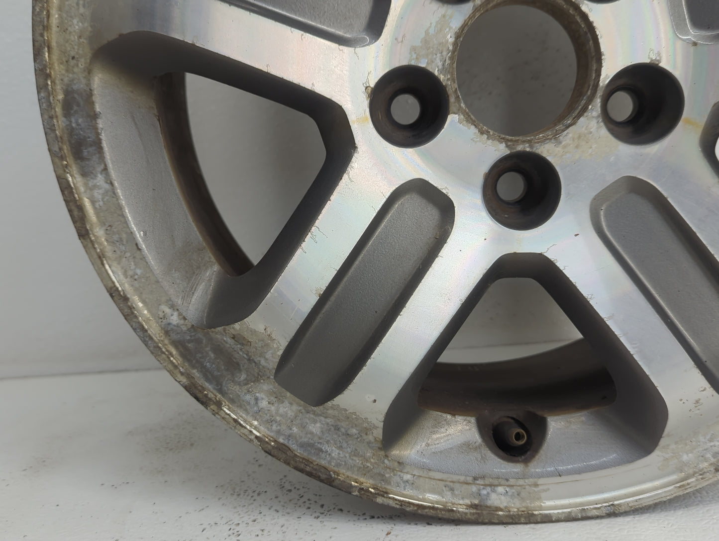2003-2004 Honda Pilot Oem Wheel Rim - Oemusedautoparts1.com