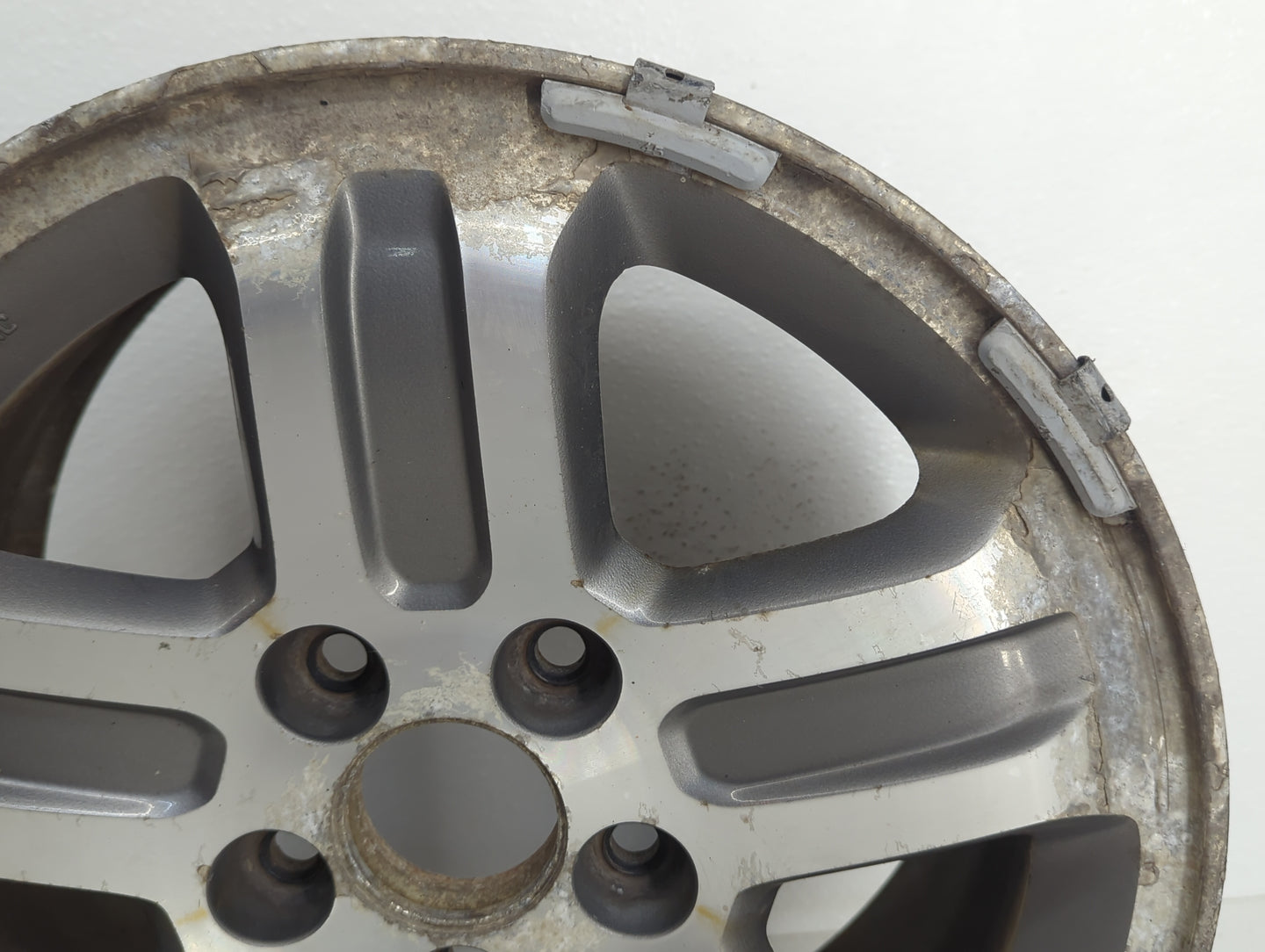 2003-2004 Honda Pilot Oem Wheel Rim - Oemusedautoparts1.com