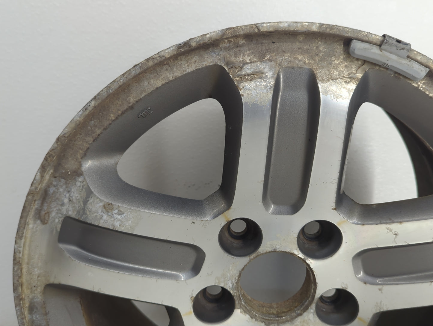 2003-2004 Honda Pilot Oem Wheel Rim - Oemusedautoparts1.com