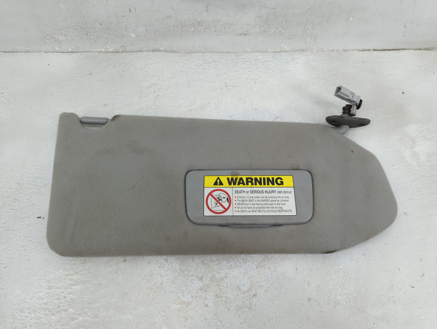 2003-2004 Honda Pilot Sun Visor Shade Replacement Passenger Right Mirror Fits Fits 2003 2004 OEM Used Auto Parts - Oemusedau