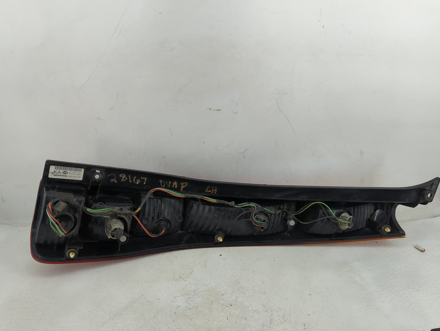 2003 Honda Crv Crv Tail Light Assembly Driver Left OEM Fits OEM Used Auto Parts - Oemusedautoparts1.com
