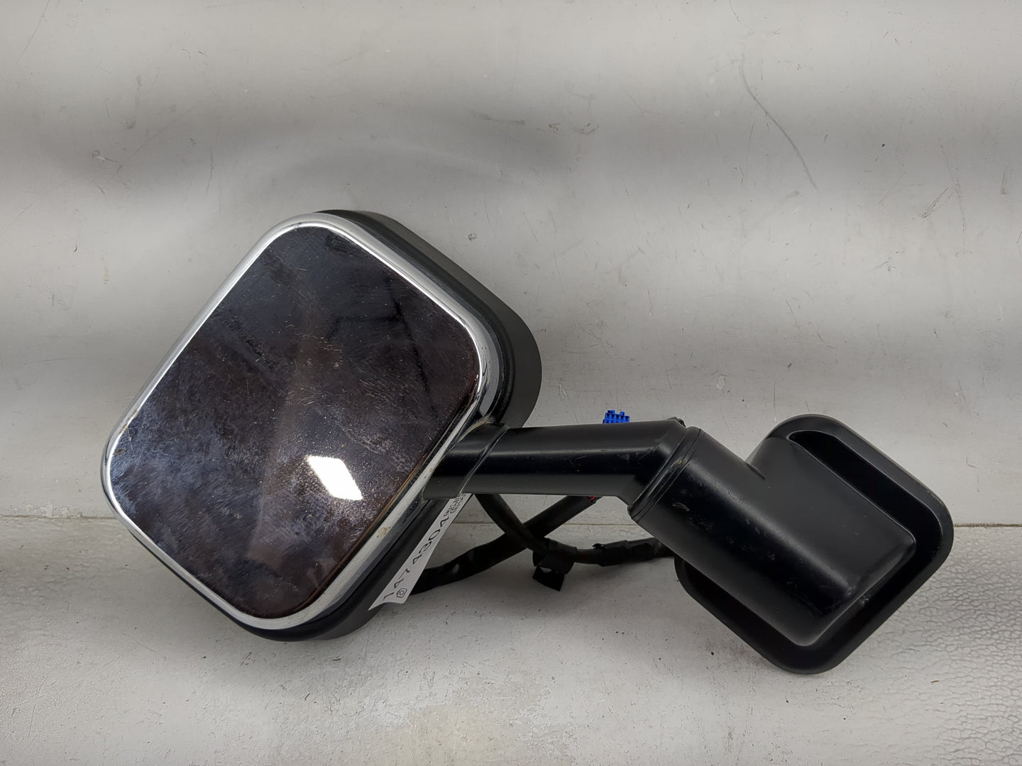 2003 Hummer H2 Passenger Side View Mirror - Right Door Mirror OEM Used - Oemusedautoparts1.com