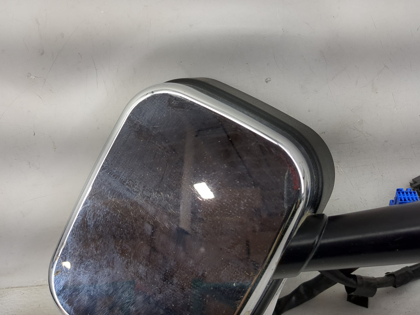 2003 Hummer H2 Passenger Side View Mirror - Right Door Mirror OEM Used - Oemusedautoparts1.com