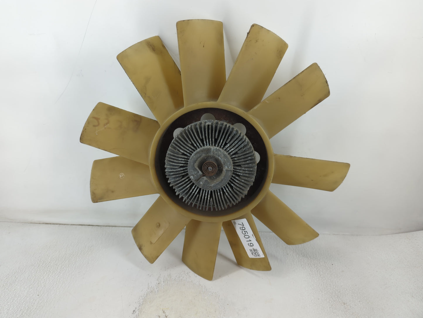 2003 Hummer H2 Fan Blade - Oem - Oemusedautoparts1.com