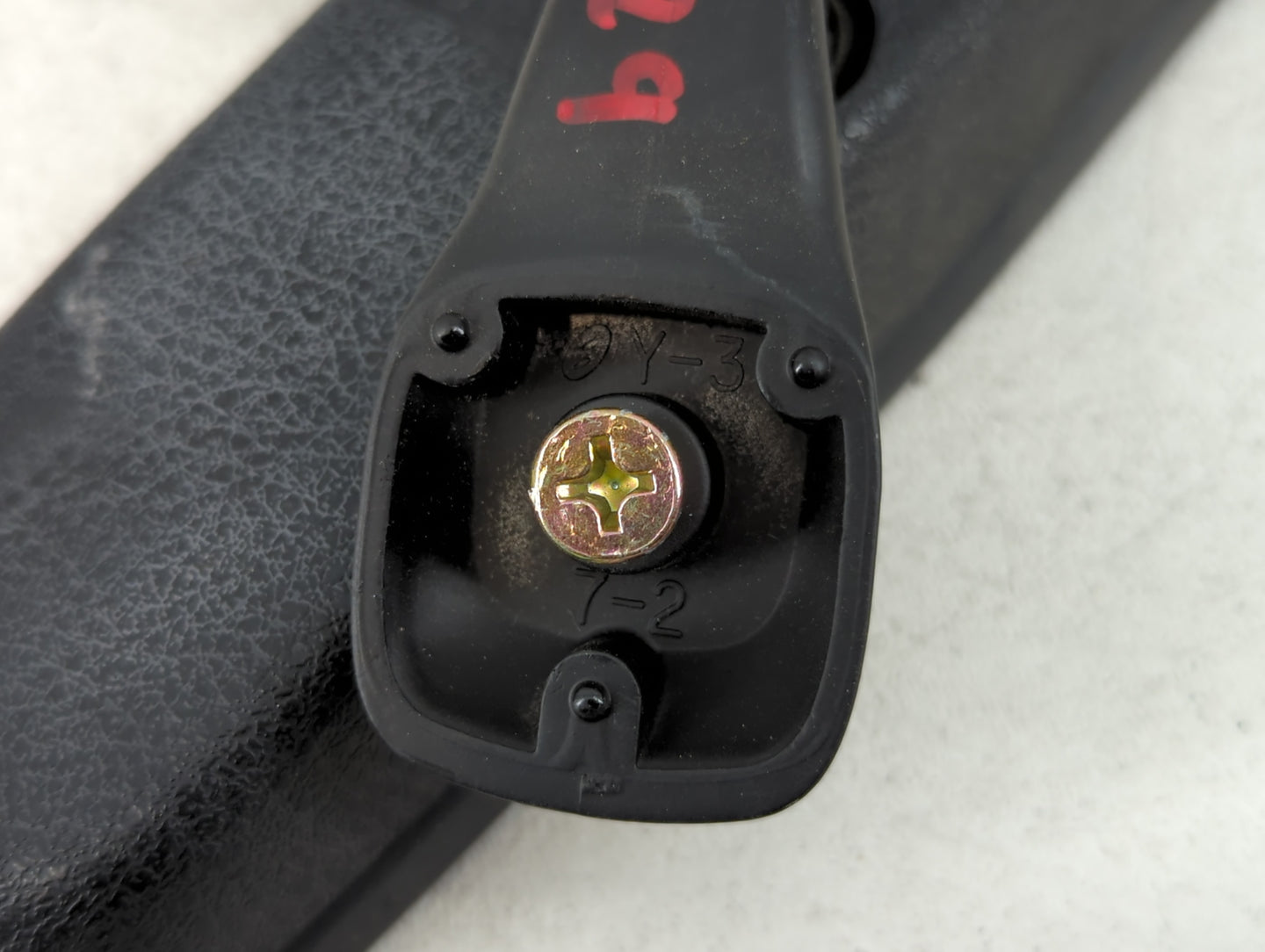 2000-2004 Hyundai Accent Interior Rear View Mirror Replacement OEM P/N:E402806 Fits OEM Used Auto Parts - Oemusedautoparts1.