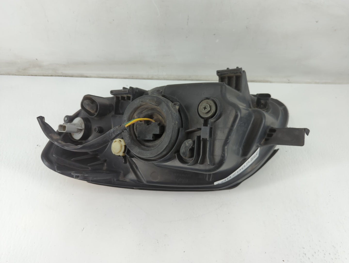 2003-2006 Hyundai Accent Driver Left Oem Head Light Headlight Lamp - Oemusedautoparts1.com