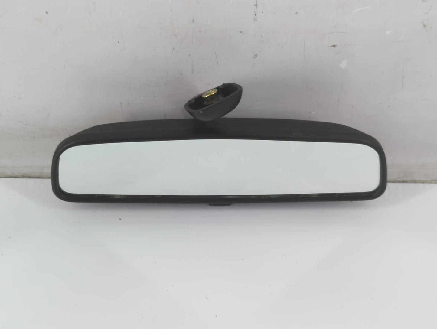 2000-2004 Hyundai Accent Interior Rear View Mirror Replacement OEM P/N:E402806 Fits OEM Used Auto Parts - Oemusedautoparts1.