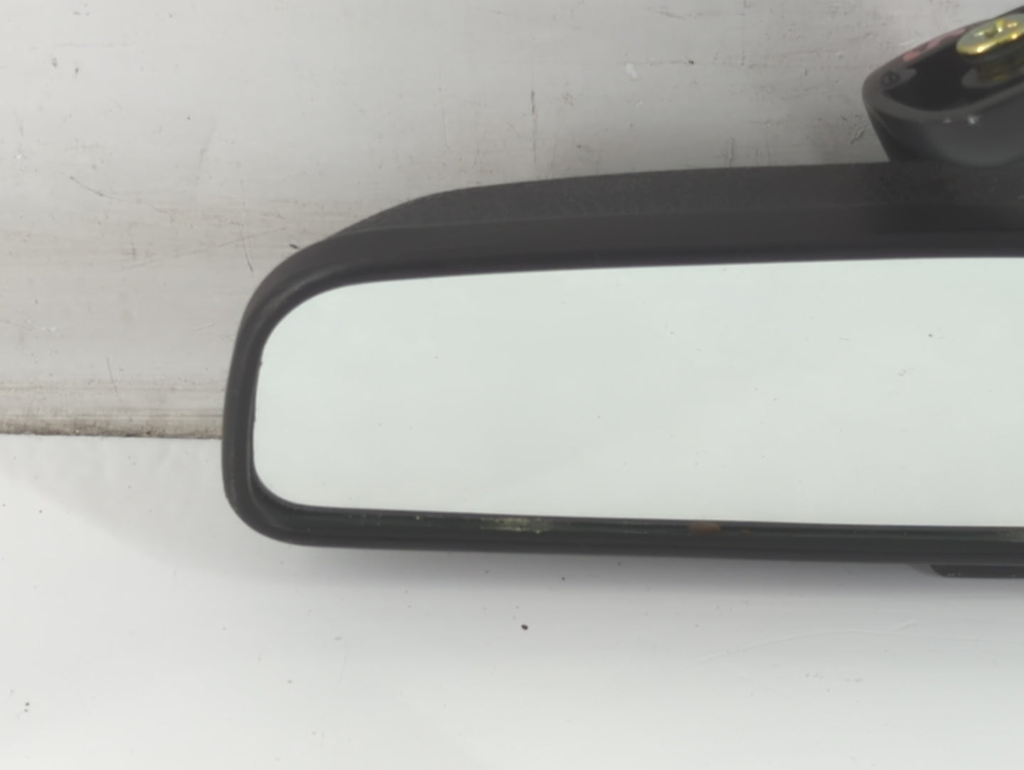 2000-2004 Hyundai Accent Interior Rear View Mirror Replacement OEM P/N:E402806 Fits OEM Used Auto Parts - Oemusedautoparts1.