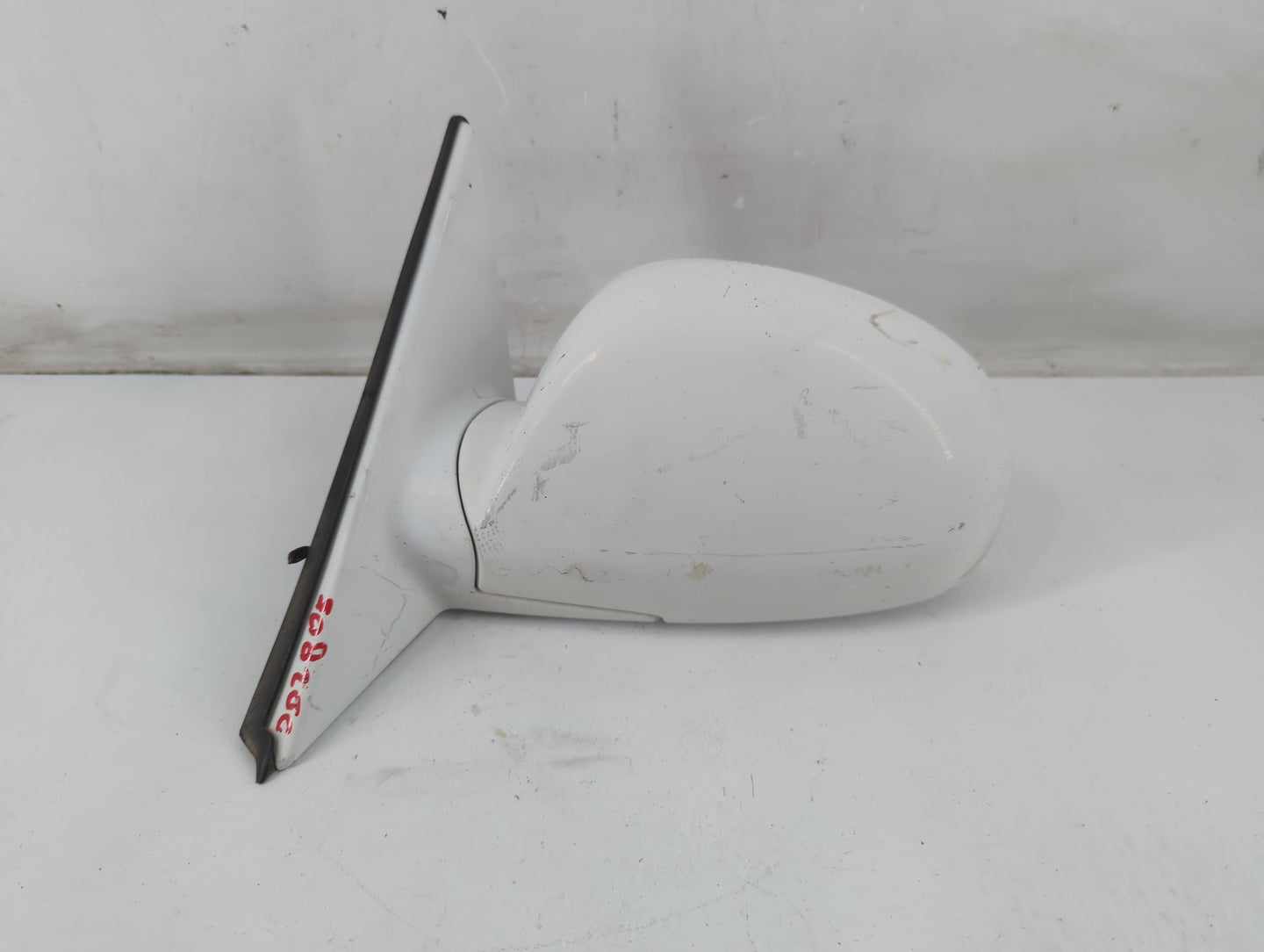 2002-2006 Hyundai Accent Driver Side View Mirror - Left Door Mirror OEM Used - Oemusedautoparts1.com