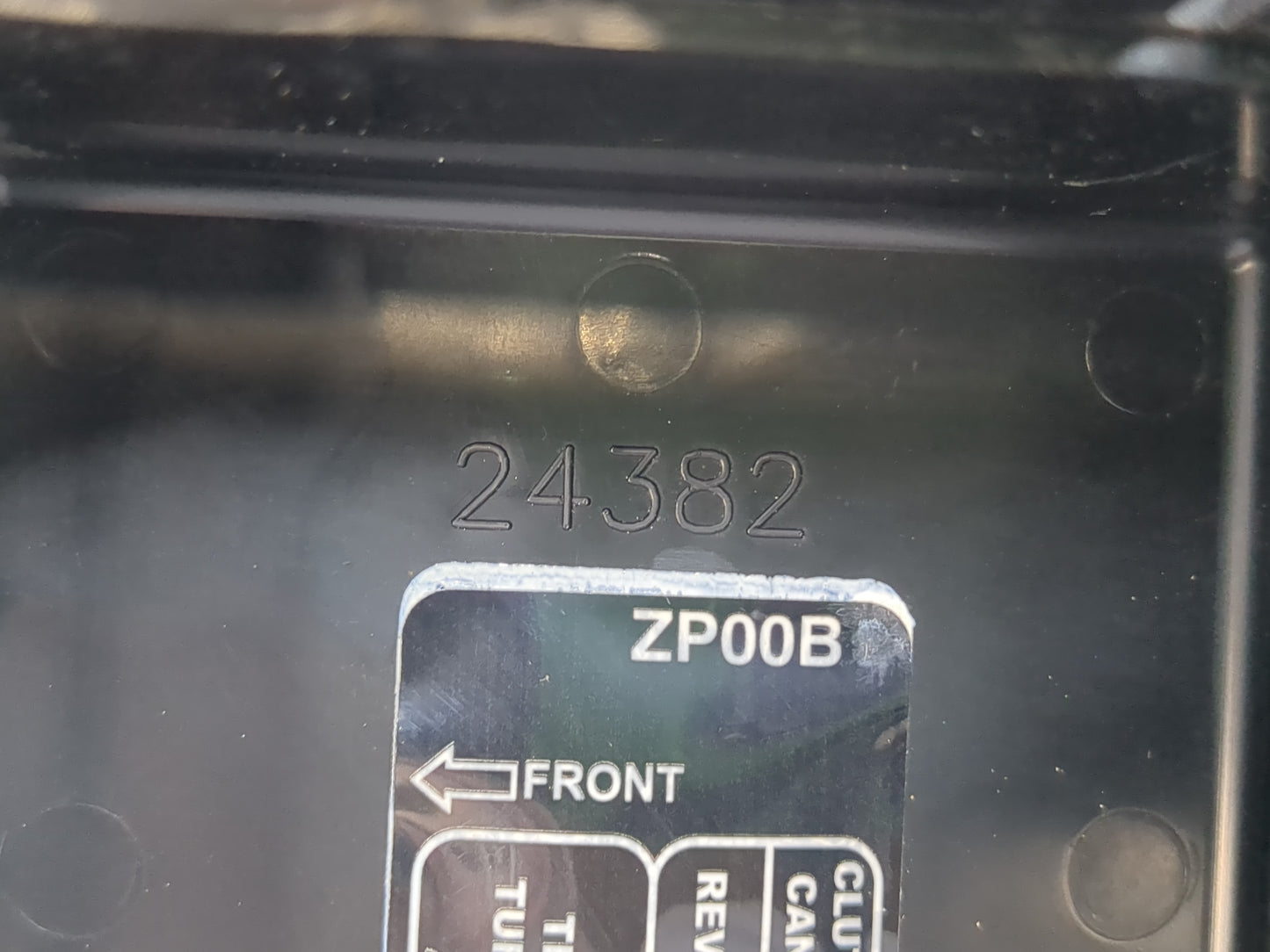 2000-2006 Hyundai Accent Fusebox Fuse Box Panel Relay Module P/N:24382 Fits Fits 2000 2001 2002 2003 2004 2005 2006 OEM Used