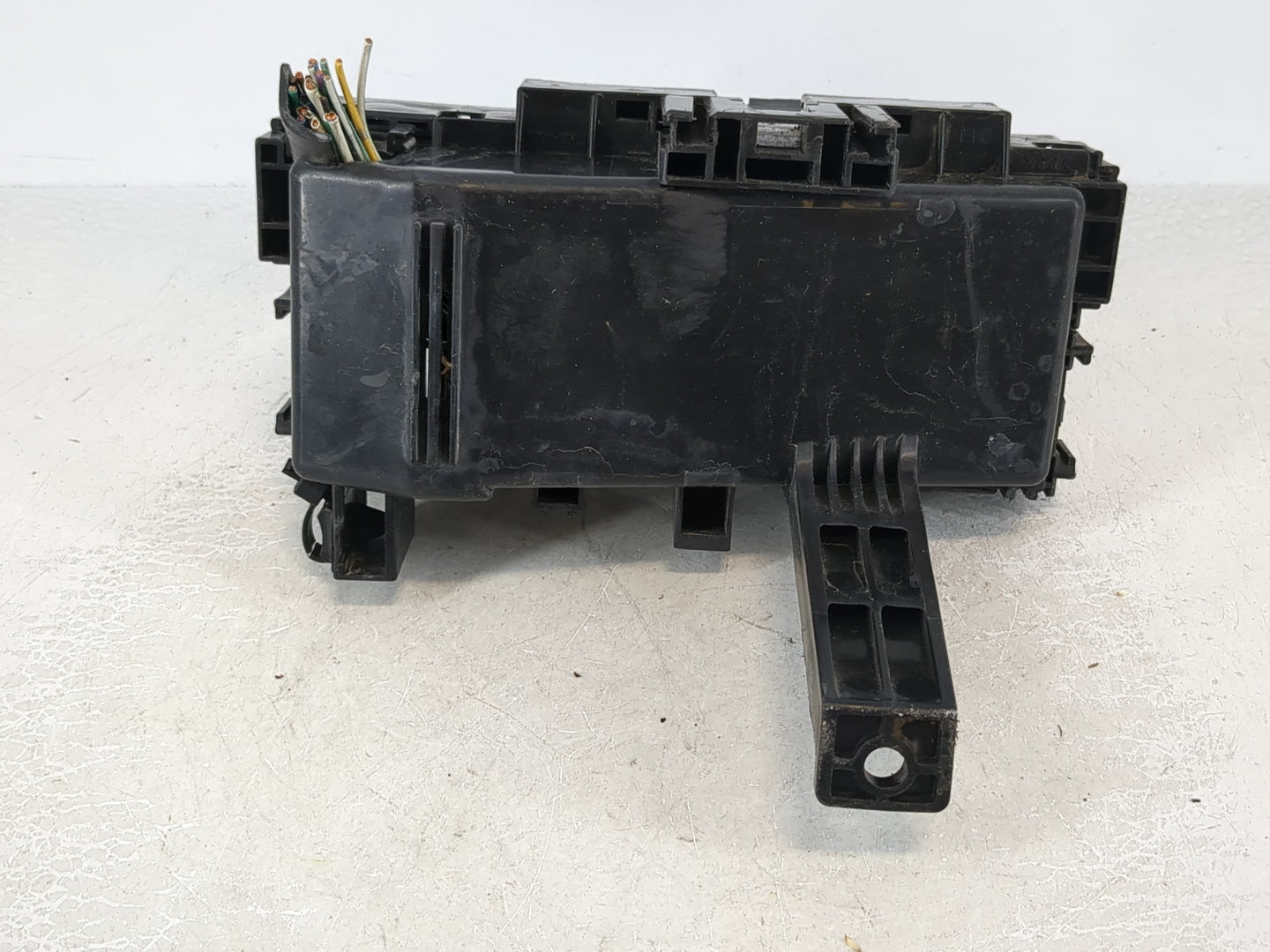 2000-2006 Hyundai Accent Fusebox Fuse Box Panel Relay Module P/N:24382 Fits Fits 2000 2001 2002 2003 2004 2005 2006 OEM Used