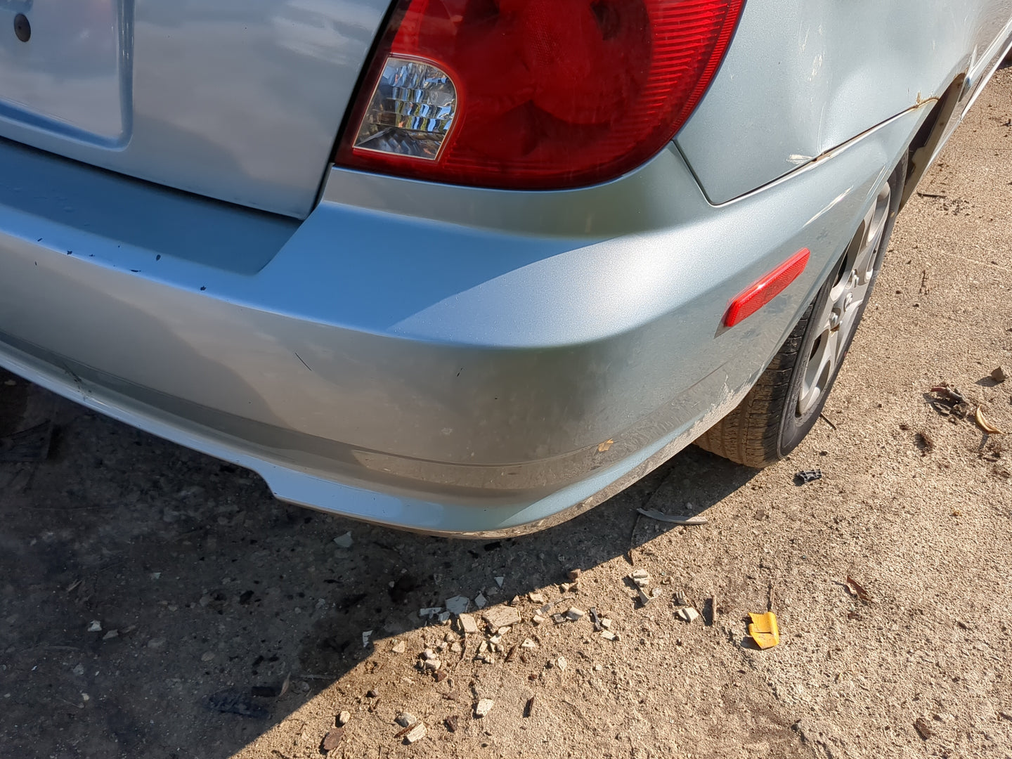 2003-2006 Hyundai Accent Rear Bumper Assembly Oem - Oemusedautoparts1.com