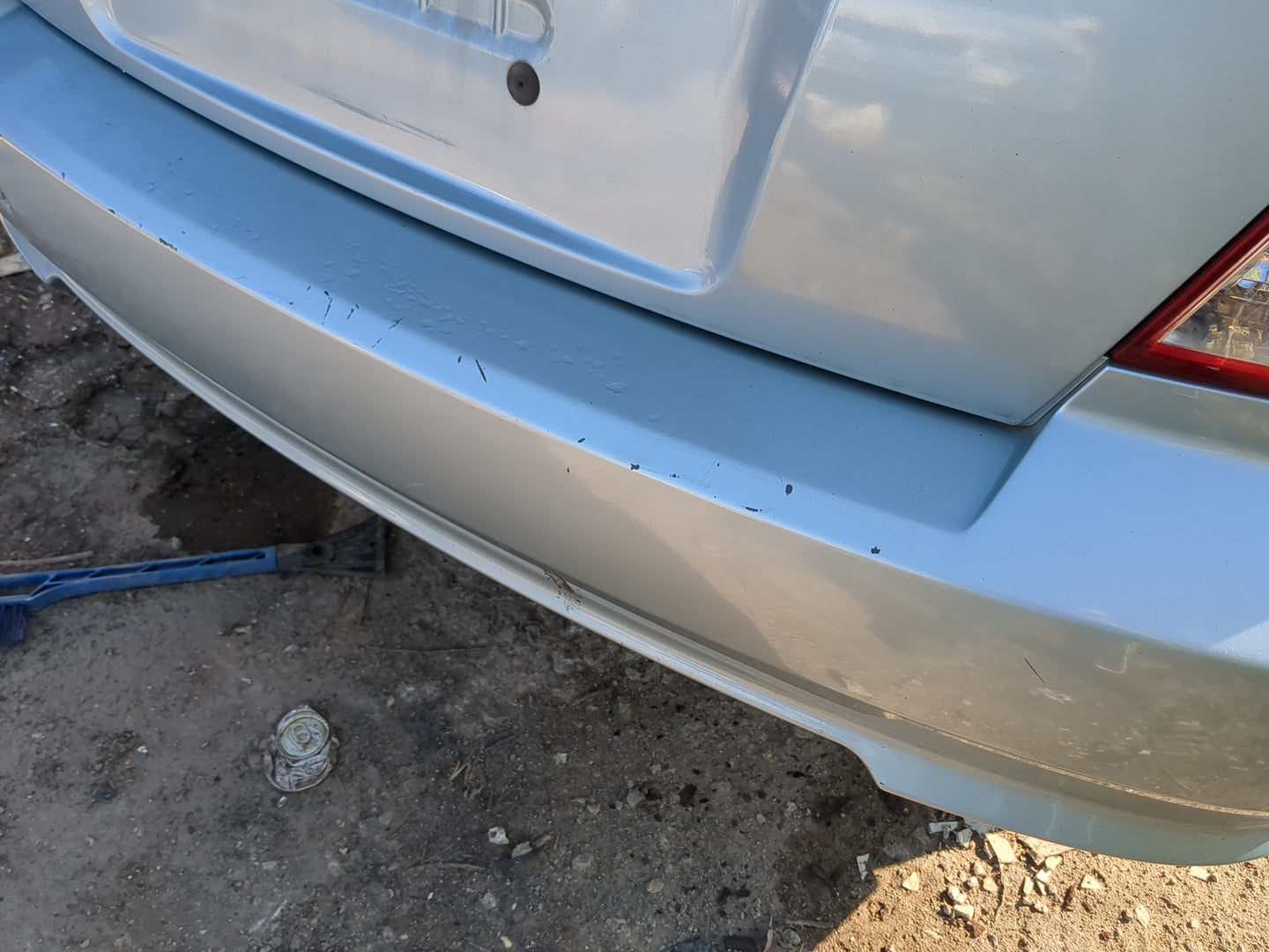 2003-2006 Hyundai Accent Rear Bumper Assembly Oem - Oemusedautoparts1.com