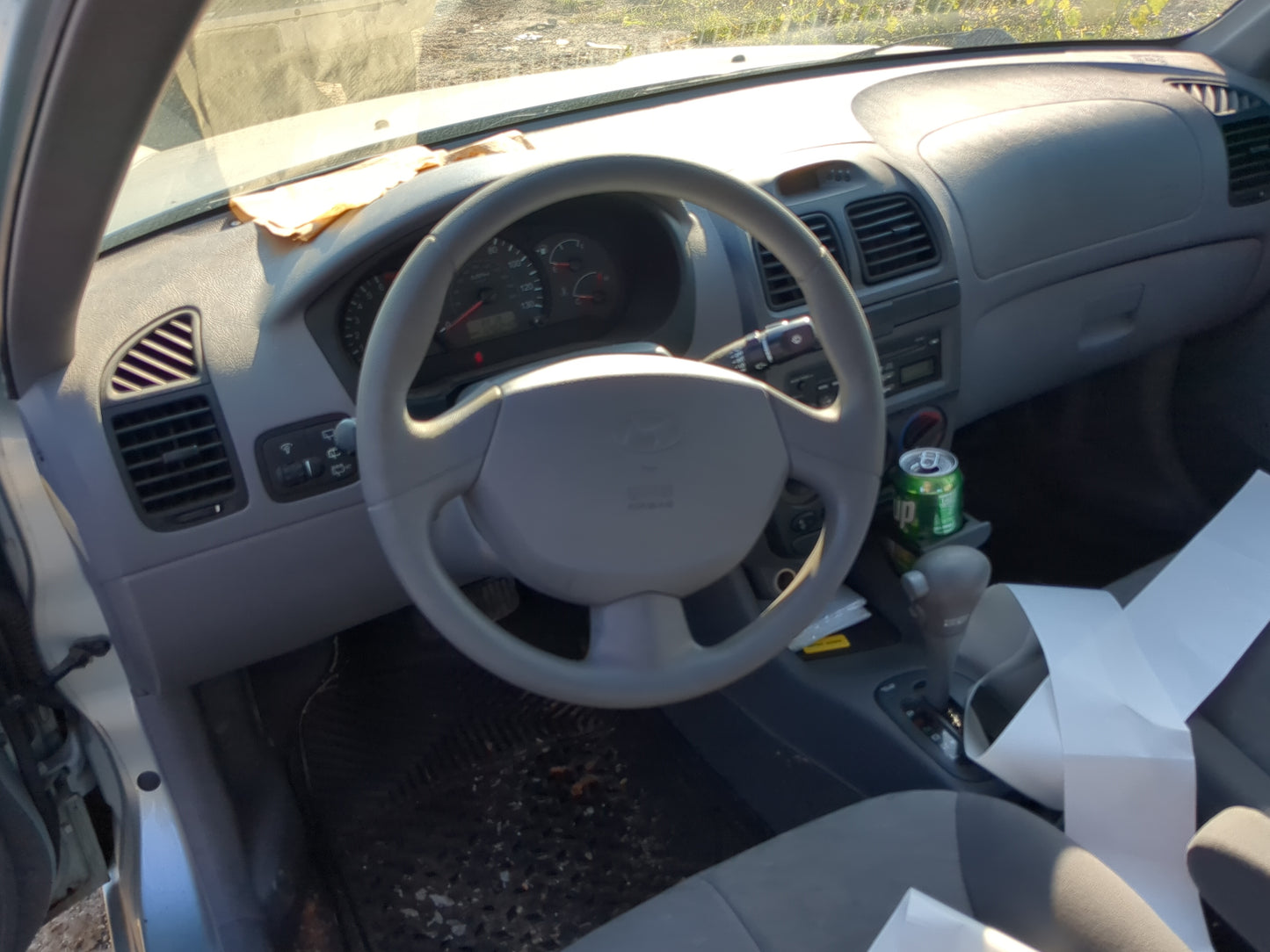 2003-2005 Hyundai Accent Air Bag Driver Left Steering Wheel Mounted - Oemusedautoparts1.com
