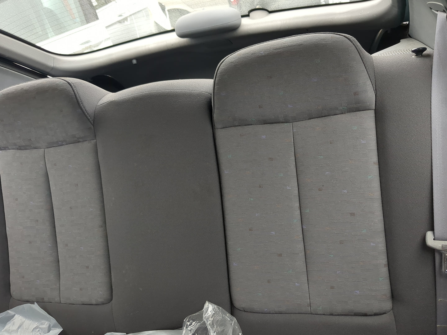 2003 Hyundai Accent Rear Seat Oem - Oemusedautoparts1.com
