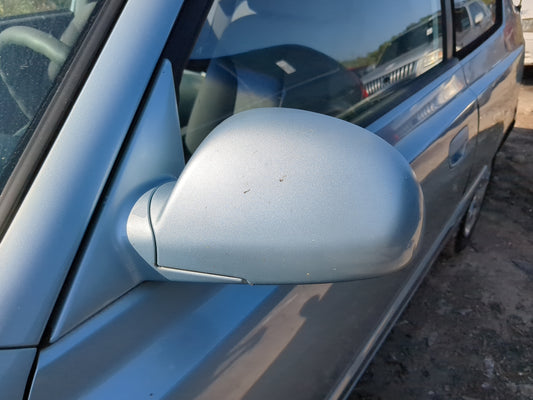 2002-2006 Hyundai Accent Driver Side View Mirror - Left Door Mirror OEM Used - Oemusedautoparts1.com