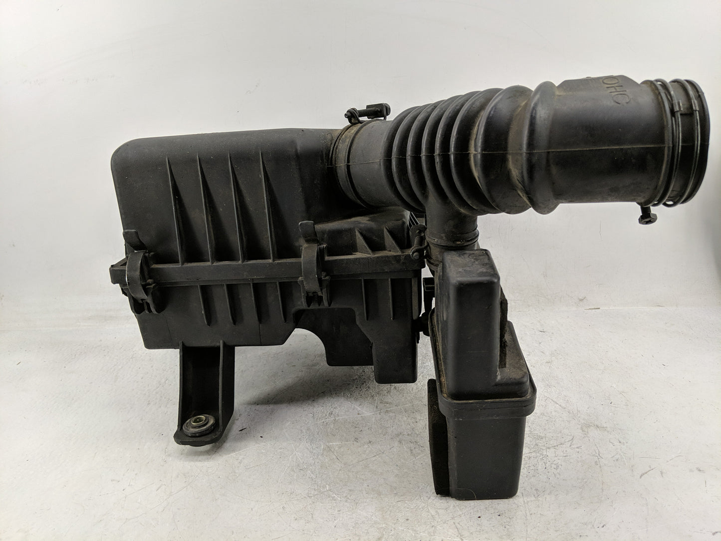 2001-2006 Hyundai Accent Air Cleaner Intake-duct Hose Tube - Oemusedautoparts1.com