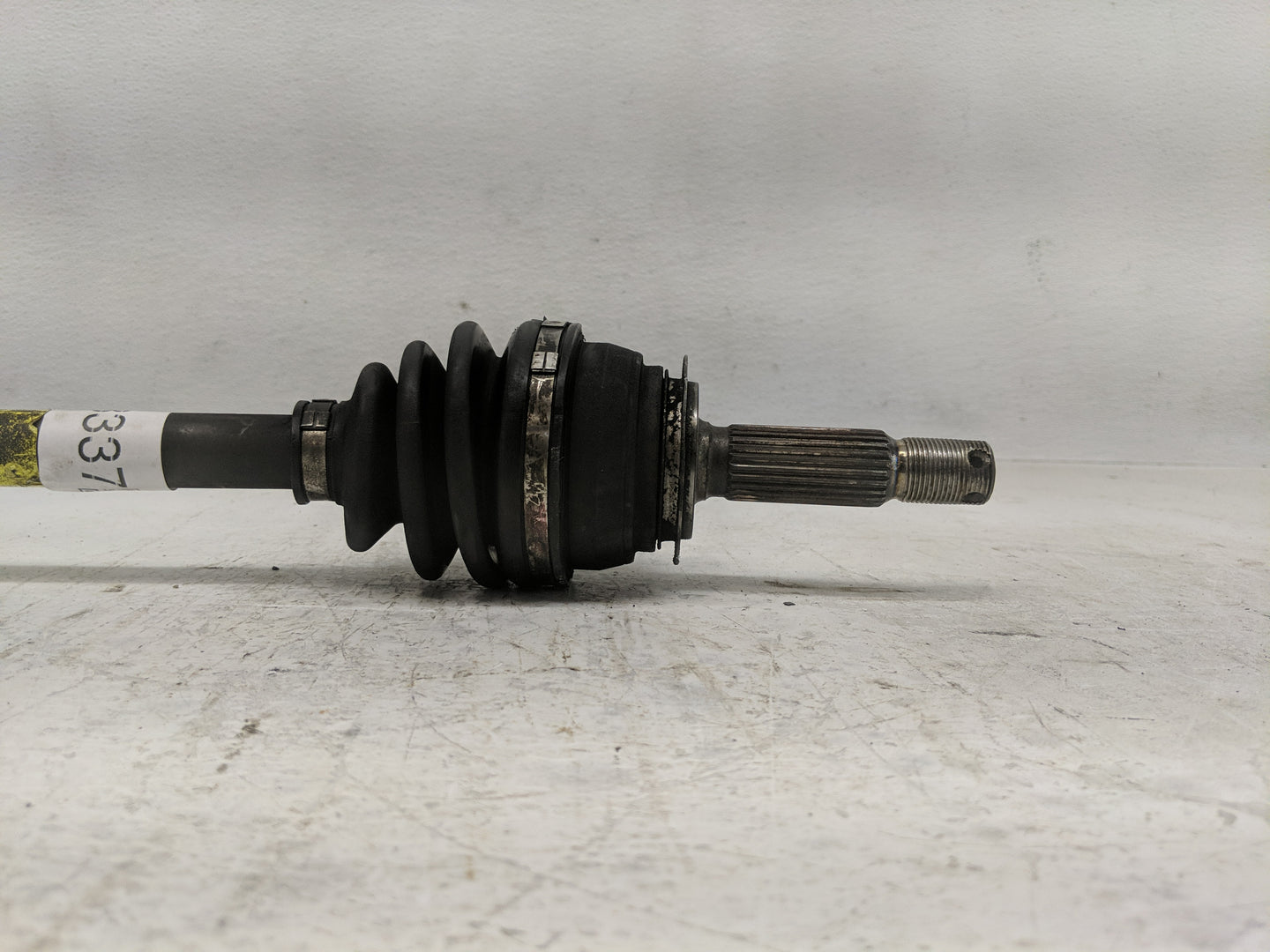 2000-2006 Hyundai Accent Axle Shaft Front Driver Cv C/v - Oemusedautoparts1.com