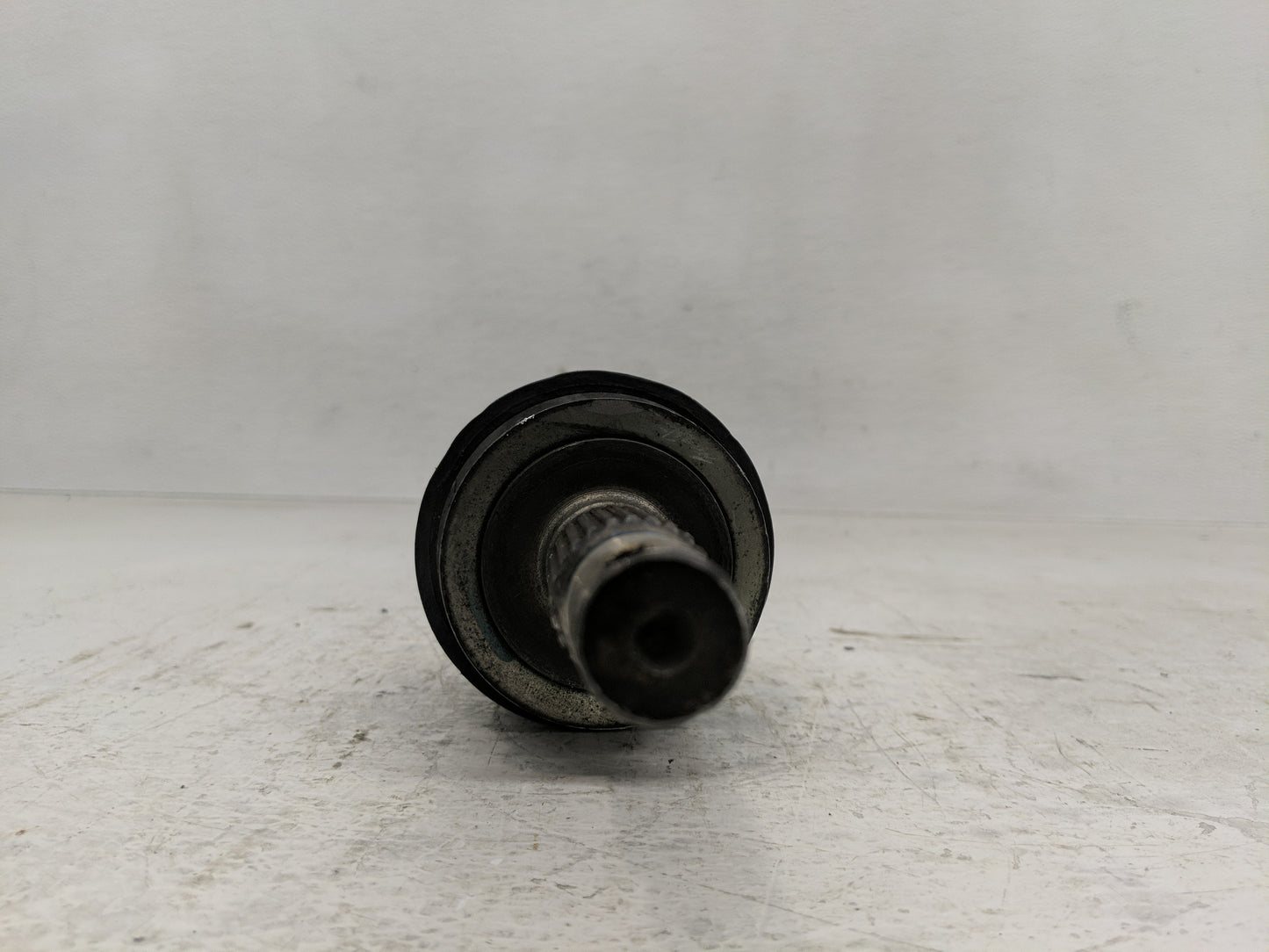 2000-2006 Hyundai Accent Axle Shaft Front Driver Cv C/v - Oemusedautoparts1.com