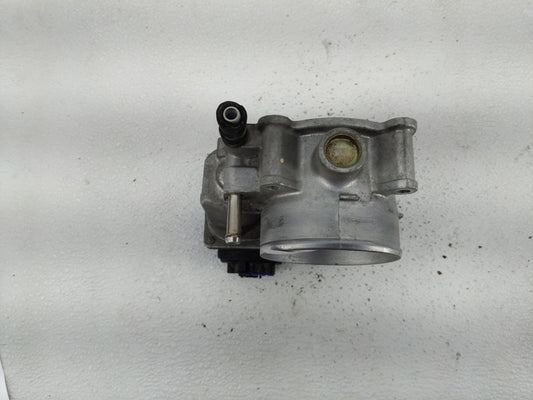 2000-2003 Hyundai Accent Throttle Body P/N:16119 7S000 Fits Fits 2000 2001 2002 2003 OEM Used Auto Parts
