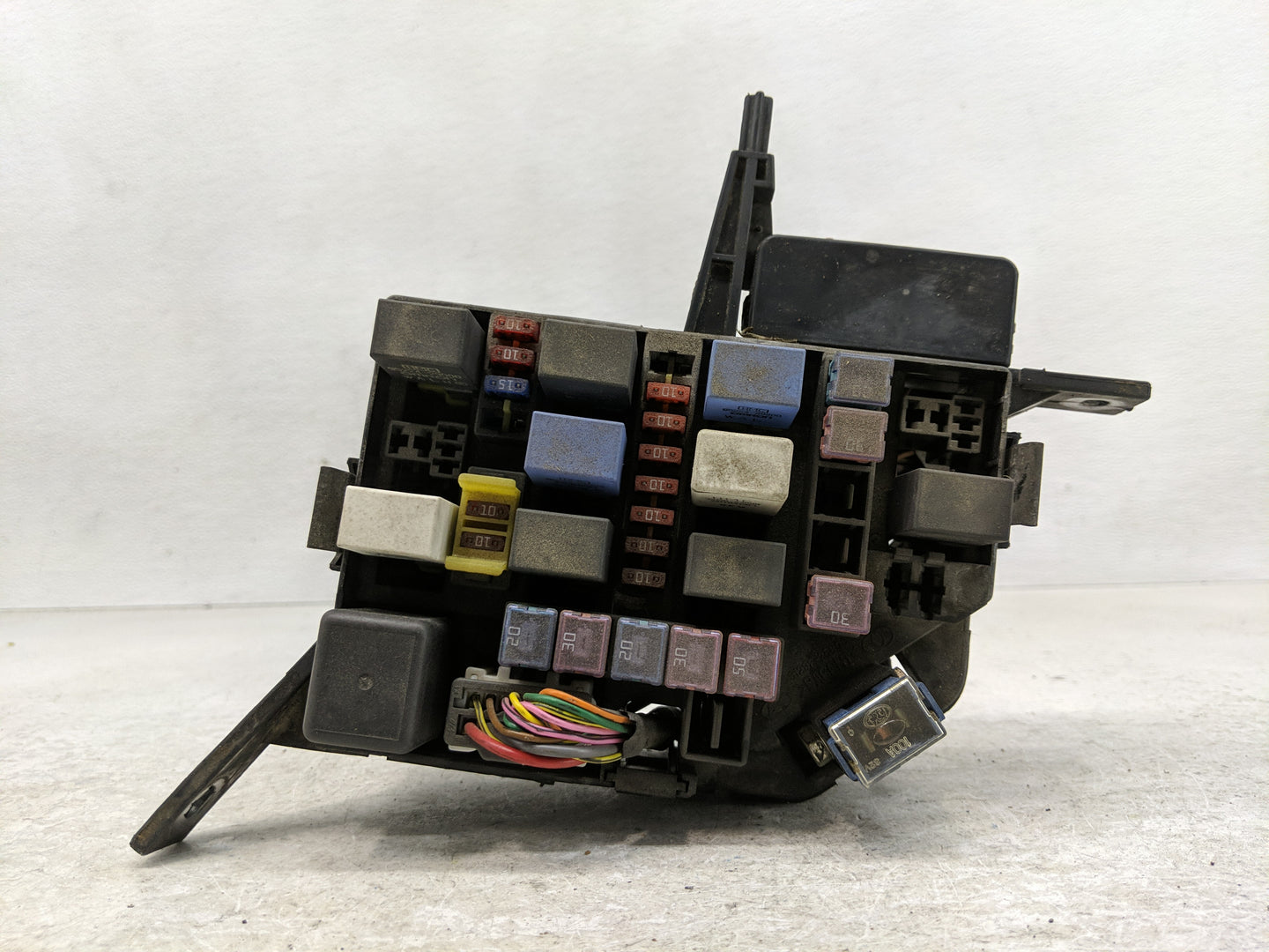 2000-2006 Hyundai Accent Fusebox Fuse Box Panel Relay Module P/N:91200 25671 Fits Fits 2000 2001 2002 2003 2004 2005 2006 OE