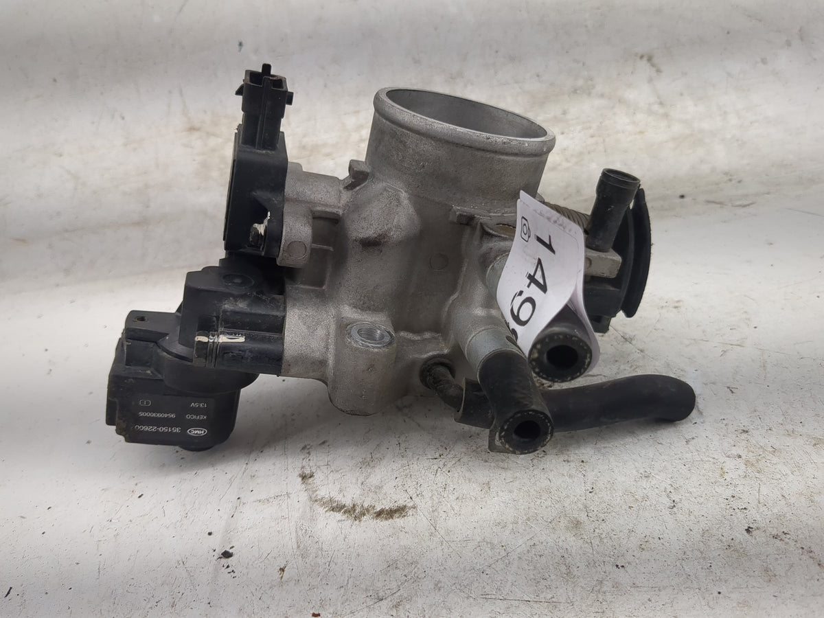 2001-2006 Hyundai Accent Throttle Body P/N:35150-22600 35170-22600, 9600930002 Fits Fits 2001 2002 2003 2004 2005 2006 OEM U