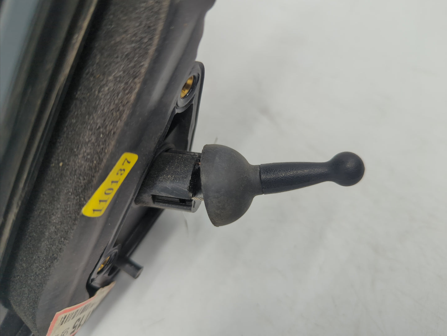 2002-2006 Hyundai Accent Side Mirror Replacement Passenger Right View Door Mirror P/N:E4012188 E4012189 Fits OEM Used Auto P