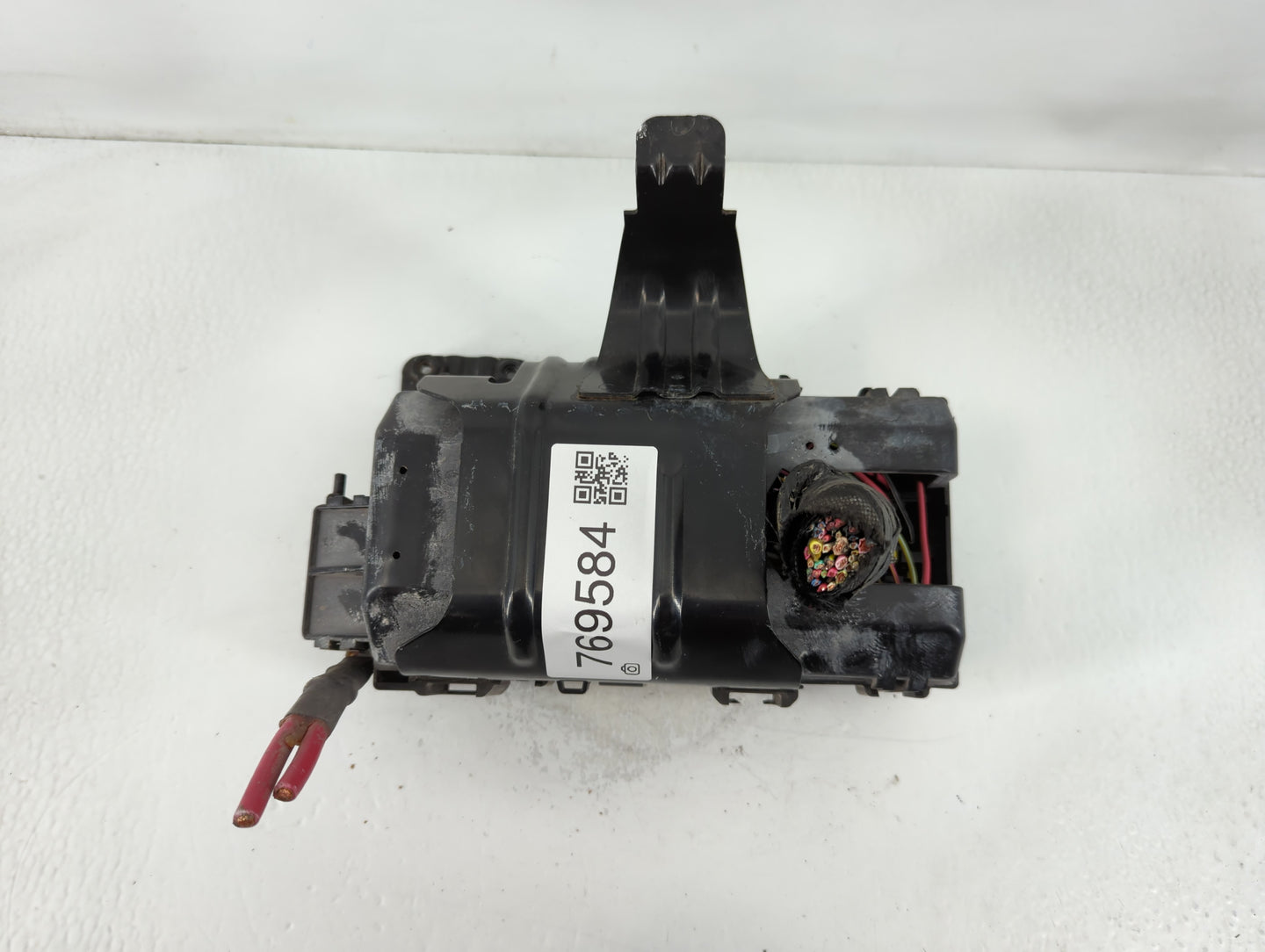 2000-2006 Hyundai Accent Fusebox Fuse Box Panel Relay Module P/N:IL5T-14A75-AB Fits Fits 2000 2001 2002 2003 2004 2005 2006 