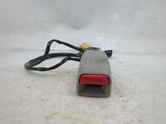 compare product 2001-2003 Hyundai Elantra Driver Seatbelt Buckle