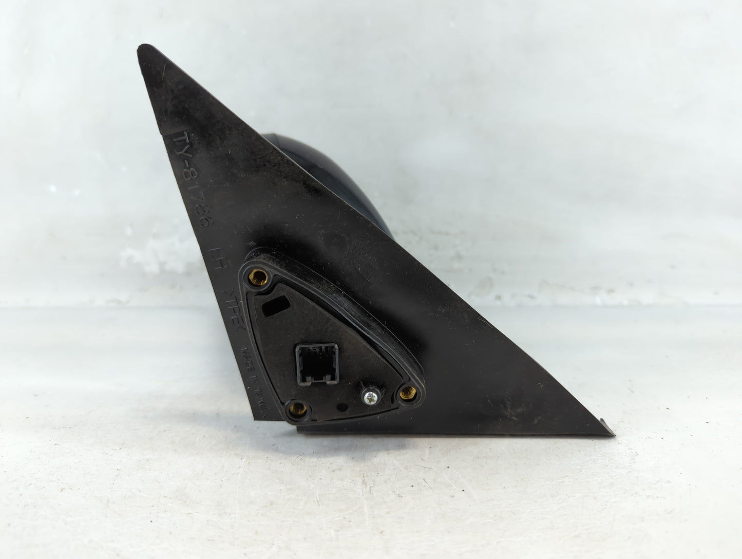 2001-2006 Hyundai Elantra Side Mirror Replacement Driver Left View Door Mirror P/N:TY-81786 Fits OEM Used Auto Parts - Oemus