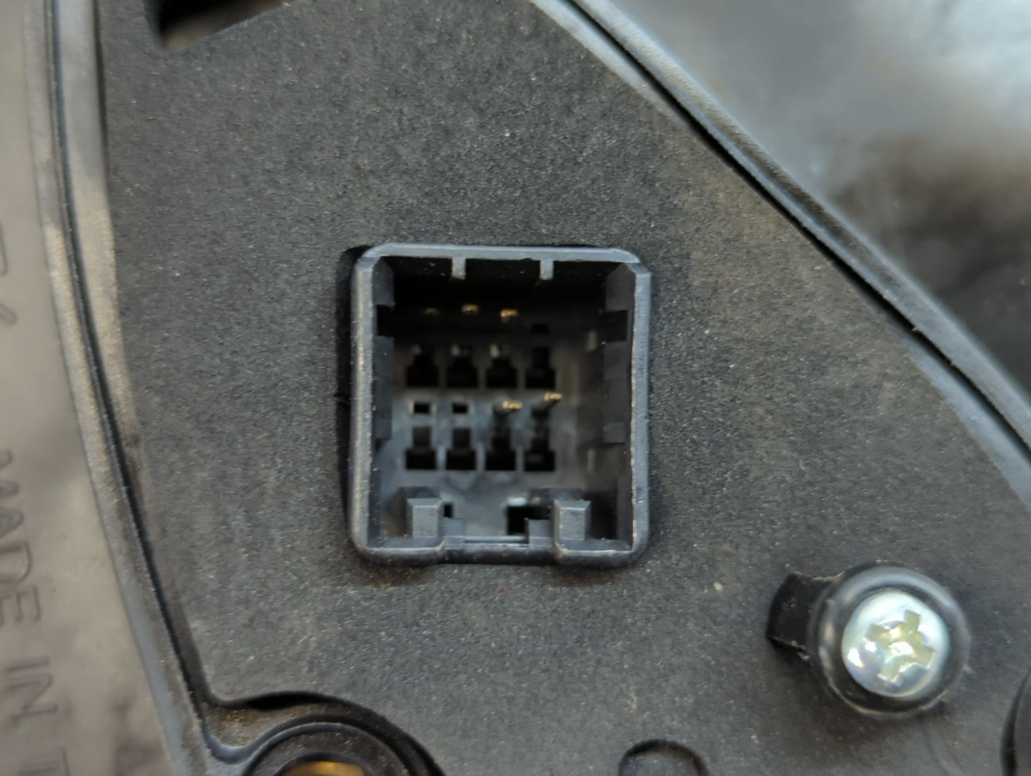 2001-2006 Hyundai Elantra Side Mirror Replacement Driver Left View Door Mirror P/N:TY-81786 Fits OEM Used Auto Parts - Oemus