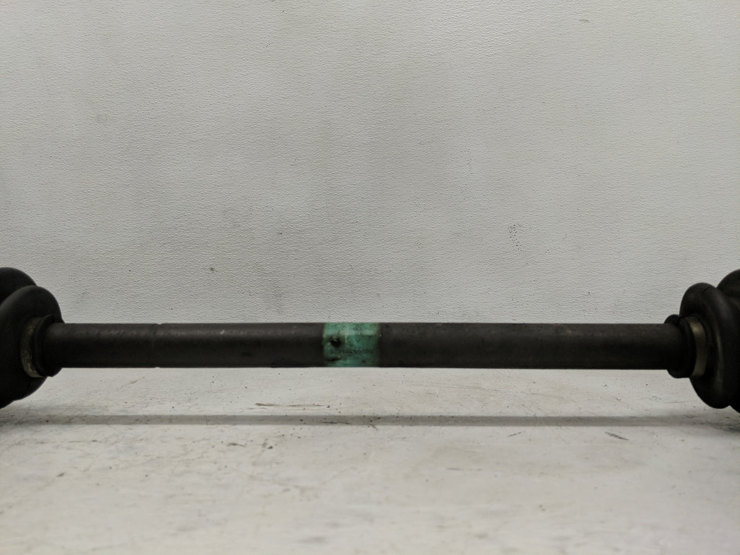 2002-2006 Hyundai Santa Fe Axle Shaft Front Driver Cv C/v - Oemusedautoparts1.com
