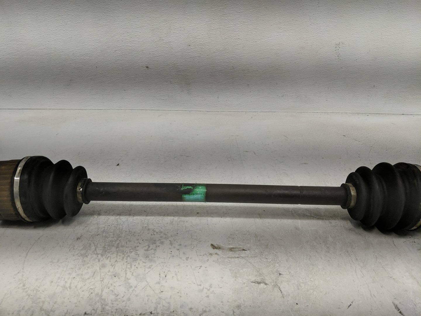 2002-2006 Hyundai Santa Fe Axle Shaft Front Driver Cv C/v - Oemusedautoparts1.com
