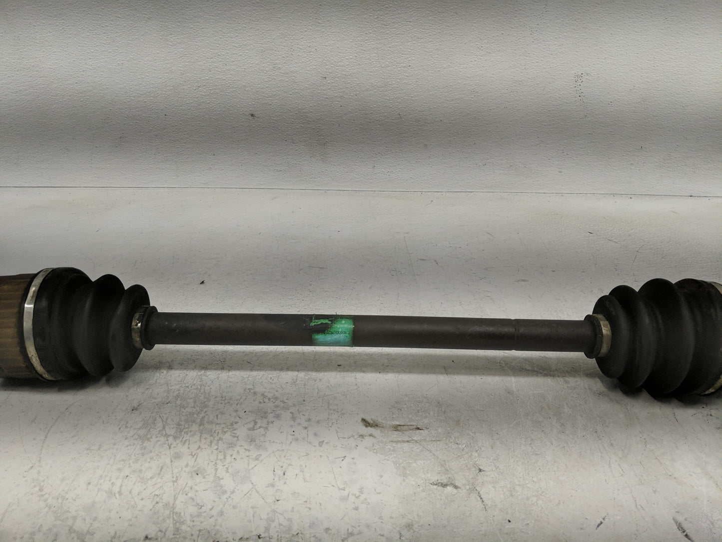 2002-2006 Hyundai Santa Fe Axle Shaft Front Driver Cv C/v - Oemusedautoparts1.com