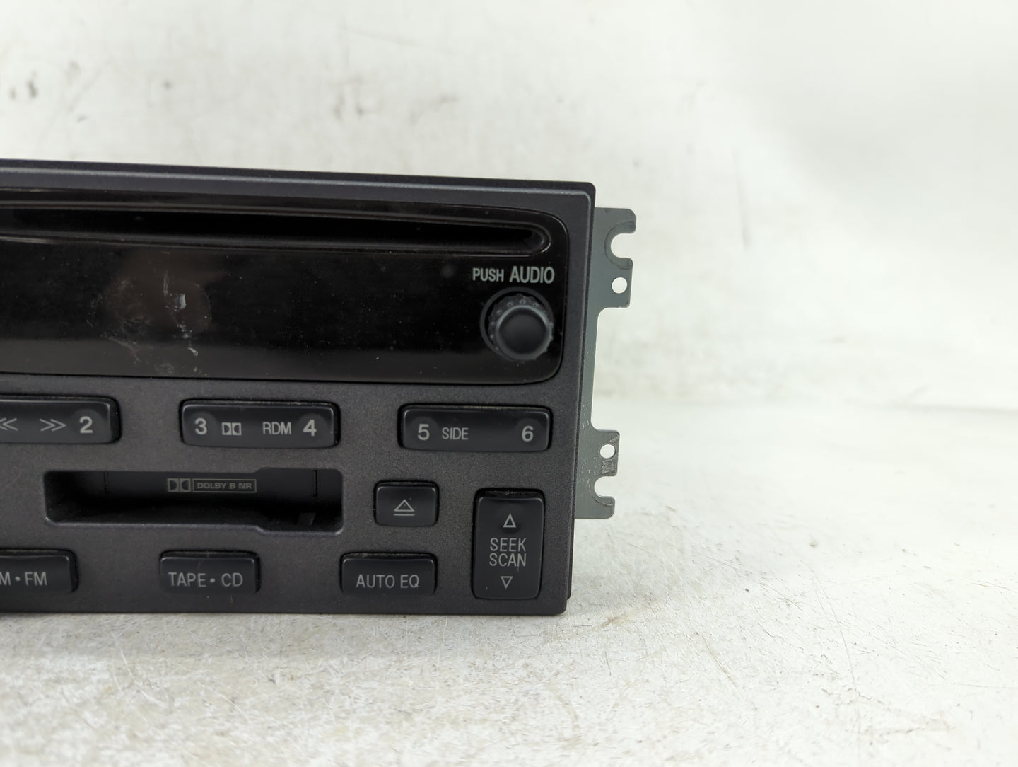 2001-2006 Hyundai Santa Fe Radio AM FM Cd Player Receiver Replacement P/N:12220019 Fits Fits 2001 2002 2003 2004 2005 2006 O