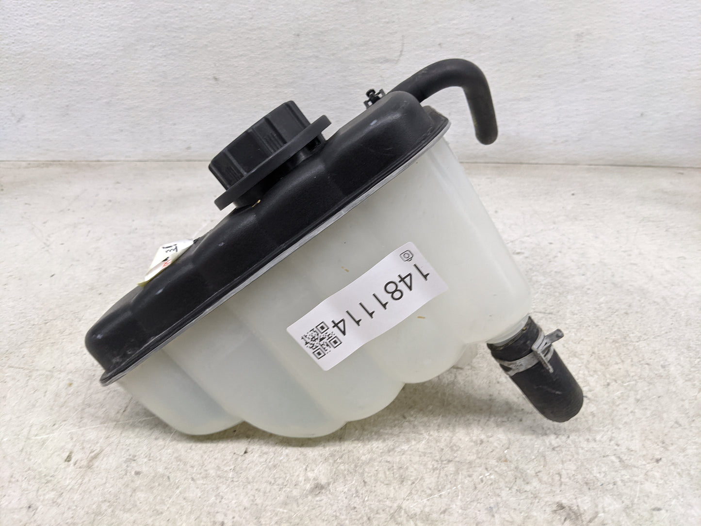 2001 Hyundai Santa Fe Radiator Coolant Overflow Expansion Tank Bottle - Oemusedautoparts1.com