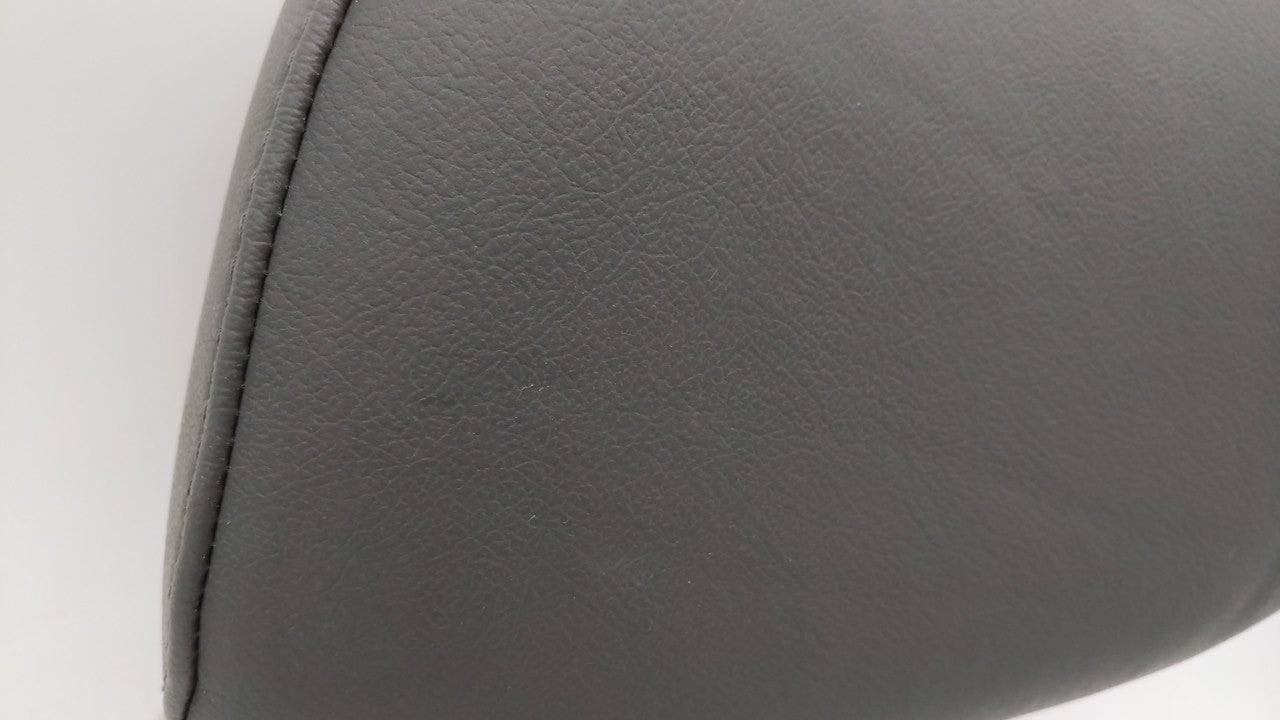 2001-2004 Hyundai Santa Fe Headrest Head Rest Front Driver Passenger Seat Fits Fits 2001 2002 2003 2004 OEM Used Auto Parts 